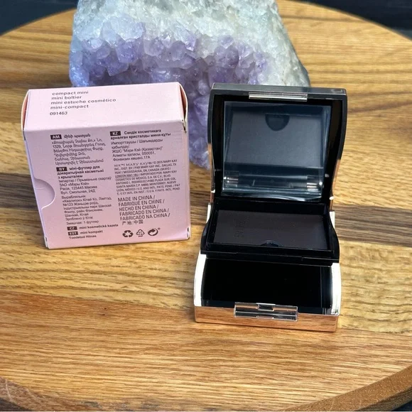 SILVER Limited Edition Mary Kay magnetic travel palette-metallic w/gem eyeshadow - Picture 6 of 6